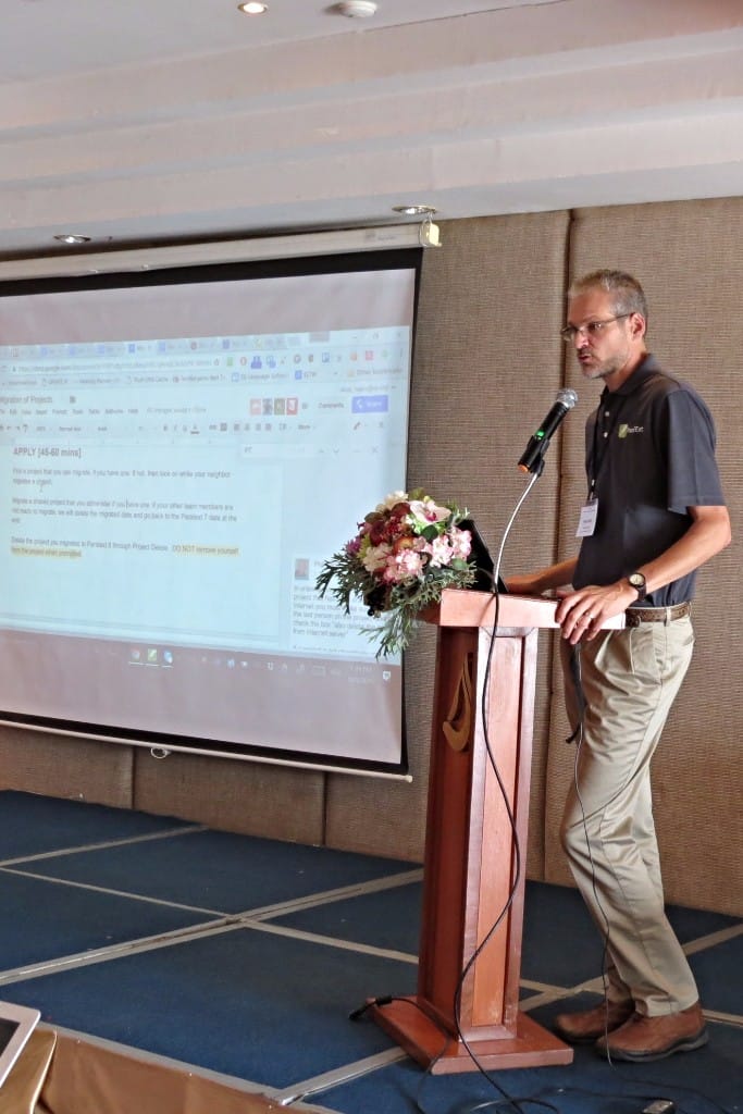 How do you teach 2,217 Bible translation teams?